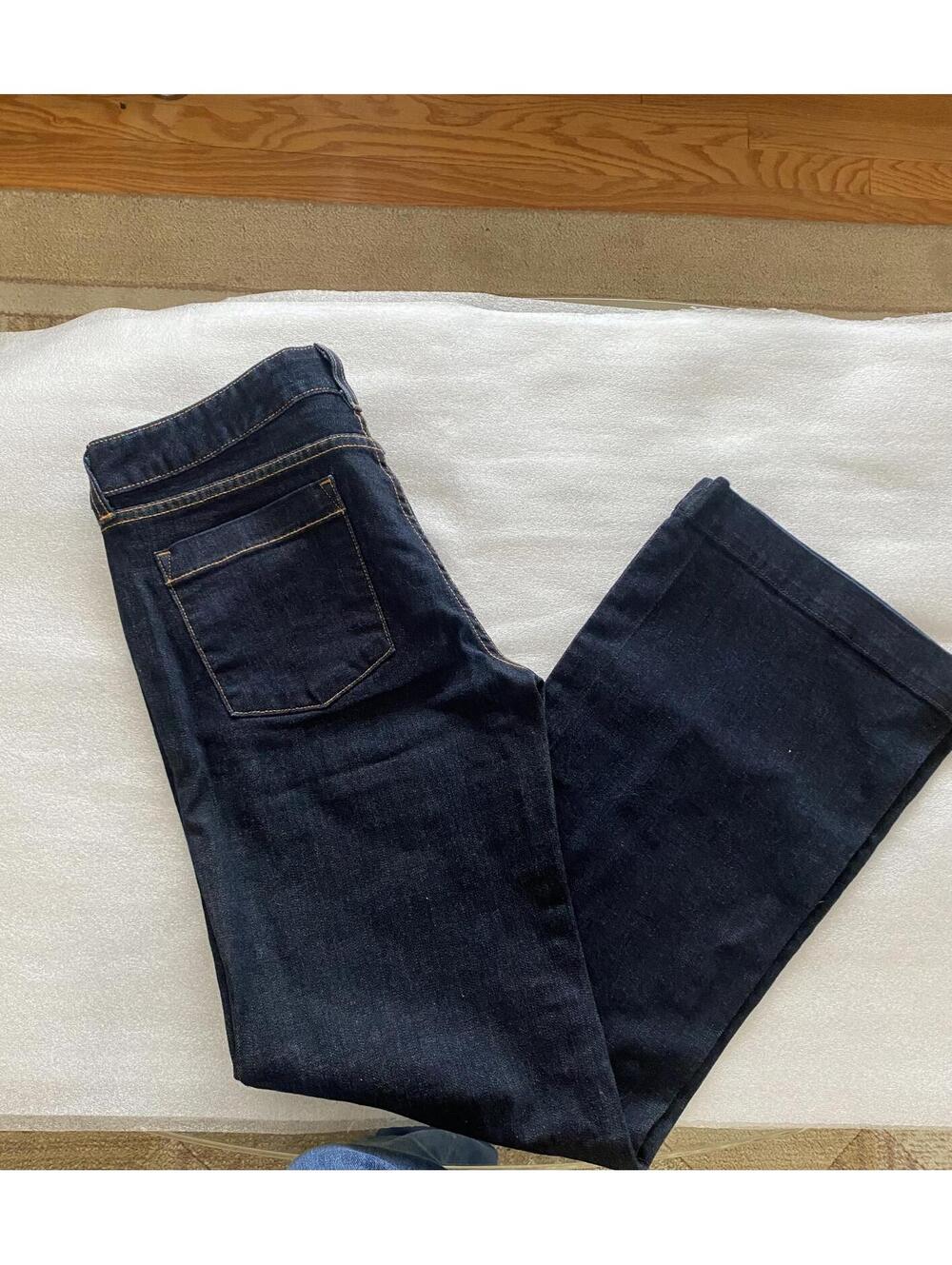 J Crew Dark Blue Denim Jeans with Classic Five-Pocket Style Size 6
